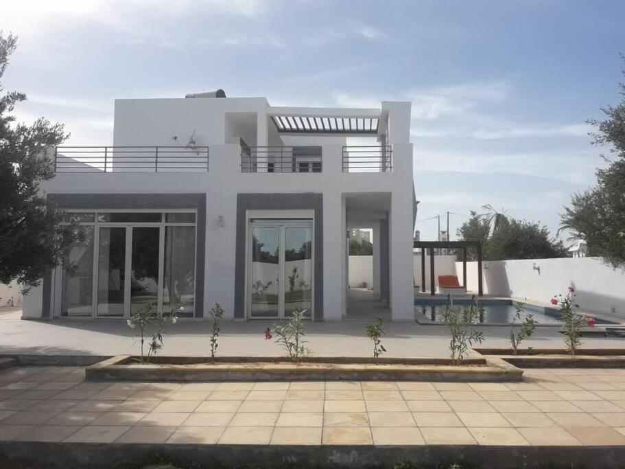 Magnifique Villa Avec Piscine Sur L'Ile De Djerba Pour Vacances Arkou Exteriér fotografie